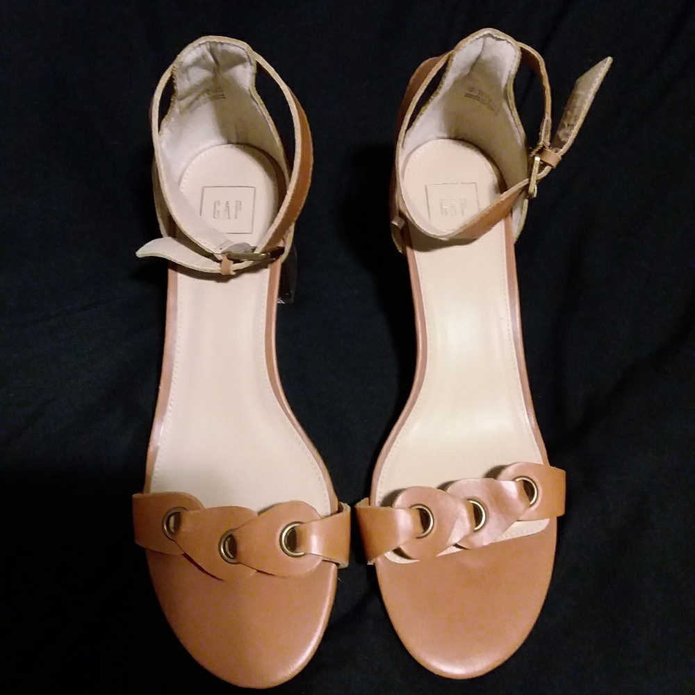 👡 NEW 👡Gap Genuine Leather Block Heels